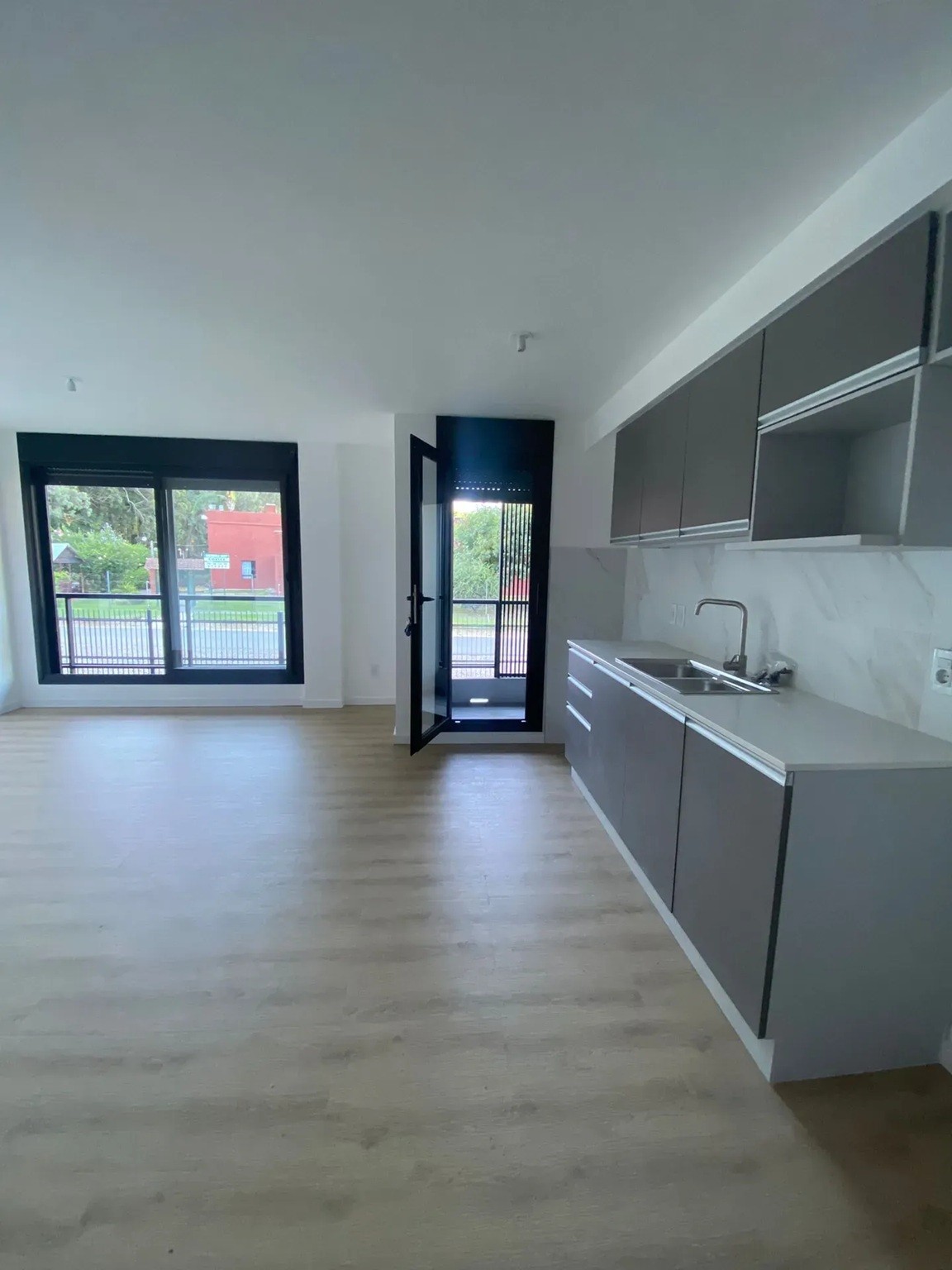 ALQUILER EN PUNTA GORDA, 1 DORMITORIO, PISO 1, TERRAZA LAVADERO, SEGURIDAD 24HS, SUM, LAUNDRY · Foto 1