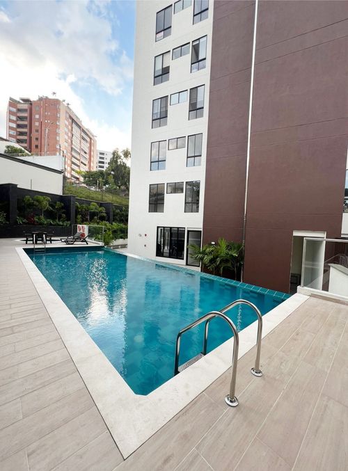 Apartamento de 2 alcobas en venta en Santa Teresita, Cali, 115 m² · foto 3 de 20