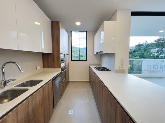 Apartamento de 2 alcobas en venta en Santa Teresita, Cali, 115 m² · foto 11 de 20