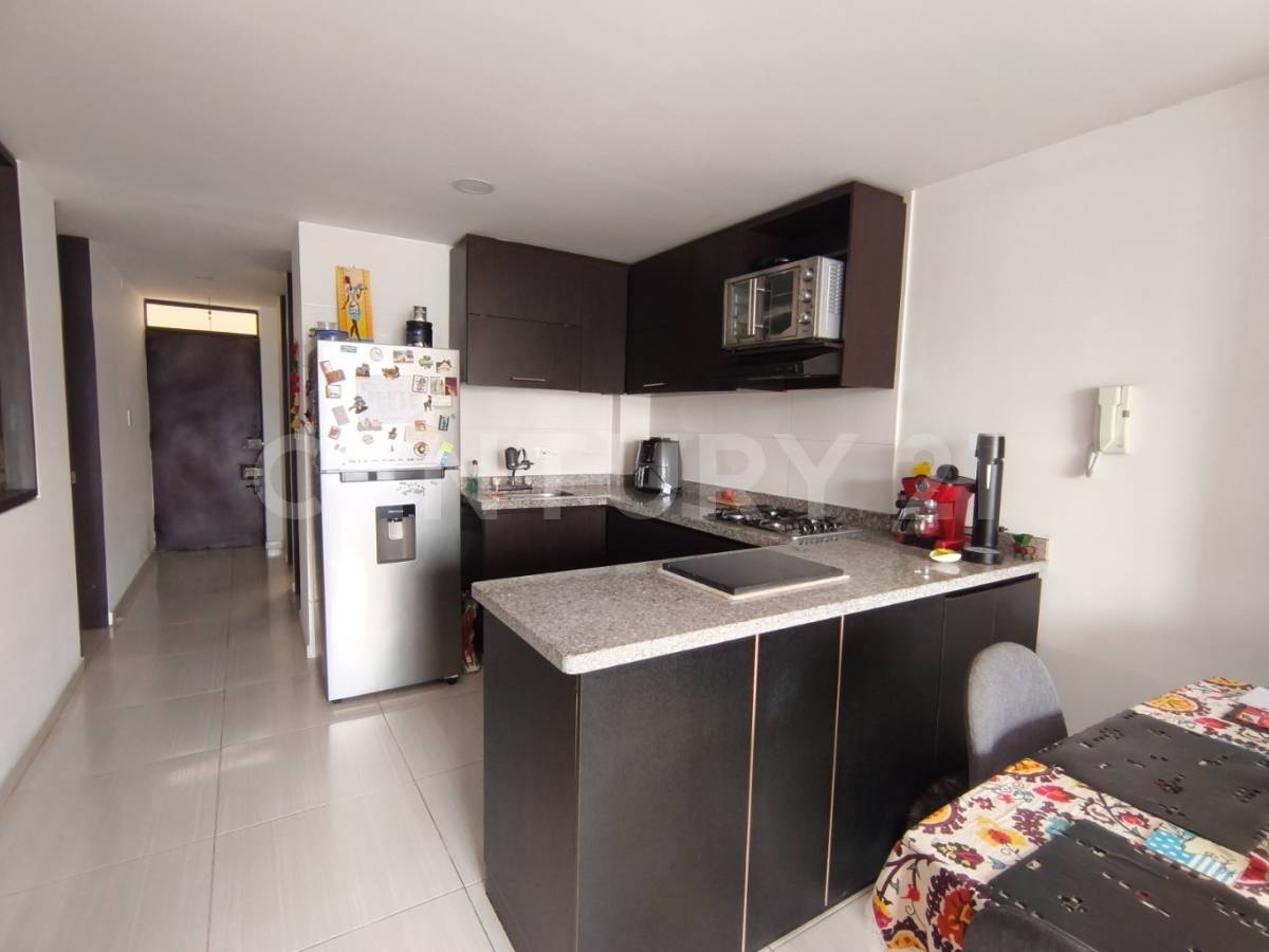 Apartamento en venta en Los Cerezos, Bogotá · foto 2 de 22