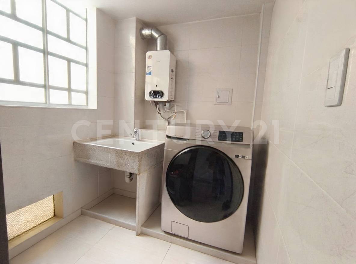 Apartamento en venta en Los Cerezos, Bogotá · foto 4 de 22