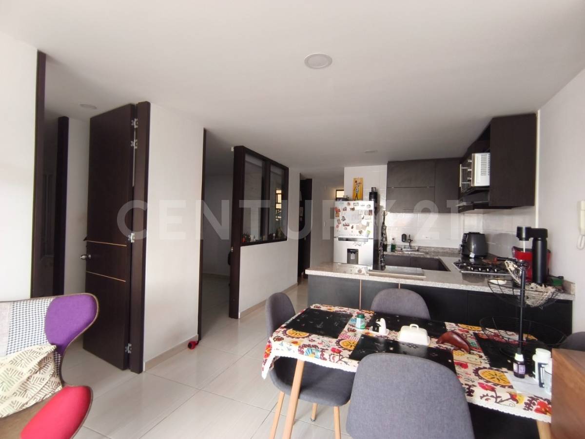 Apartamento en venta en Los Cerezos, Bogotá · foto 5 de 22