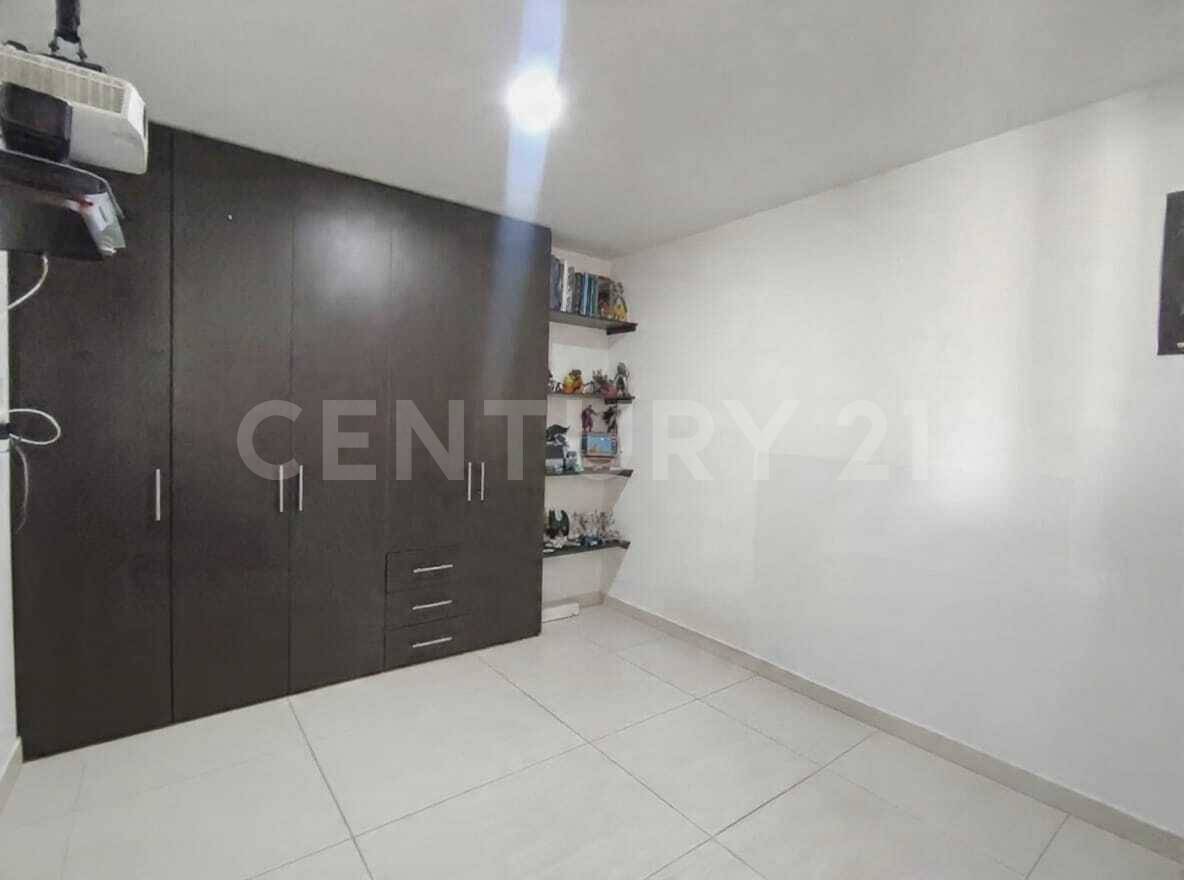 Apartamento en venta en Los Cerezos, Bogotá · foto 11 de 22