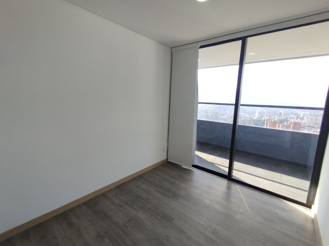 Apartamento de 2 alcobas en arriendo en El Poblado, Medellín, 96 m² · foto 14 de 20