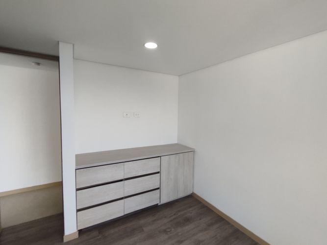 Apartamento de 2 alcobas en arriendo en El Poblado, Medellín, 96 m² · foto 15 de 20