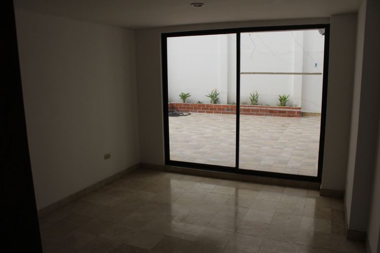 Apartamento de 5 alcobas en venta en Cristales, Cali, 439 m² · foto 9 de 18