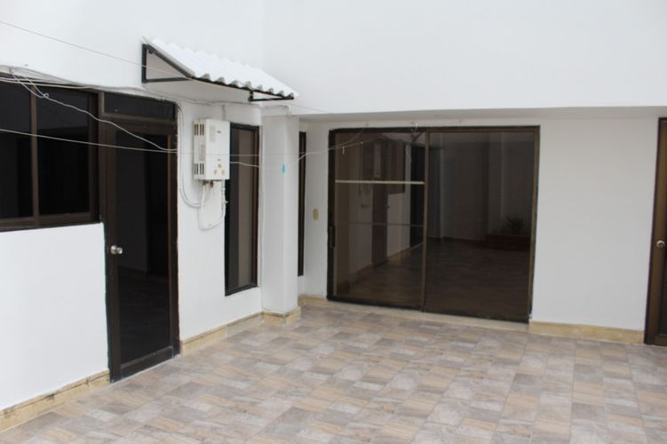 Apartamento de 5 alcobas en venta en Cristales, Cali, 439 m² · foto 14 de 18