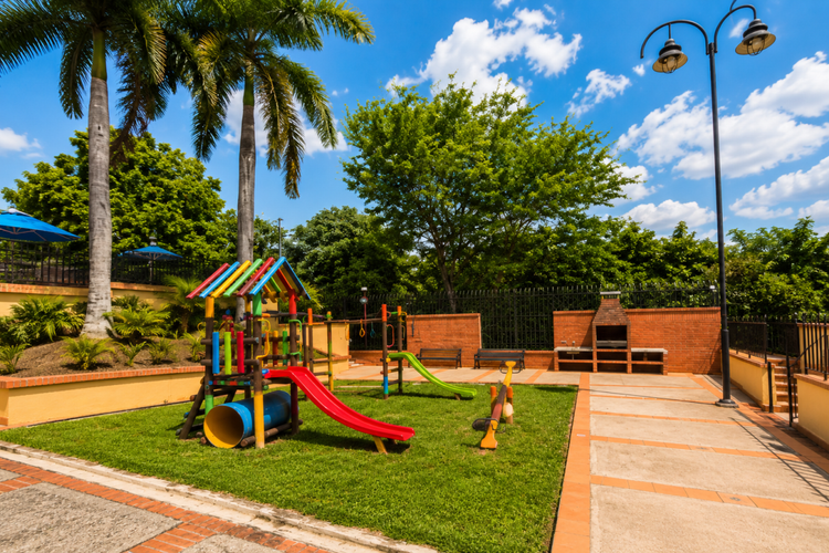 Casa de 4 alcobas en venta en La Trinidad, Floridablanca, 227 m² · foto 10 de 14