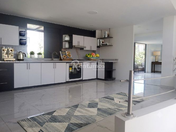 Casa de 4 alcobas en venta en La Doctora, Sabaneta, 520 m² · foto 4 de 15