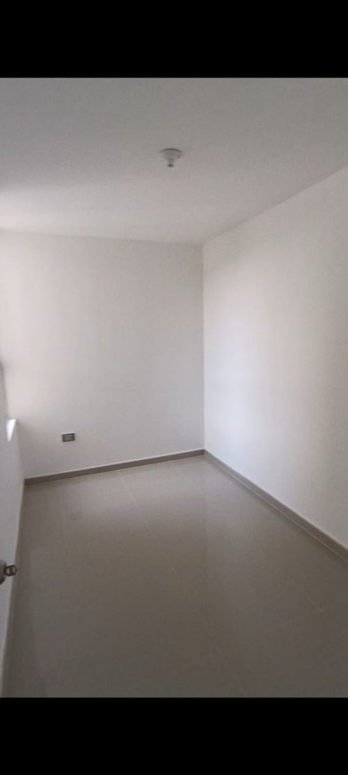 Apartamento de 3 alcobas en venta en Altos De La Campiña, Girón, 55 m² · foto 18 de 24