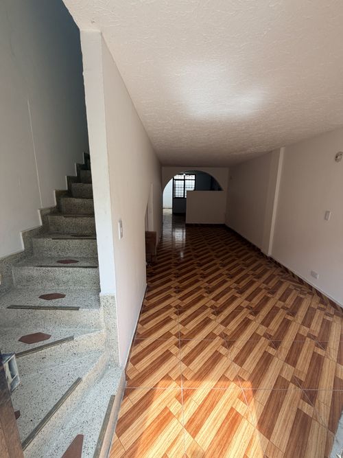 Casa de 2 alcobas en venta en Ciudadela Floralia, Cali, 64 m² · foto 3 de 20