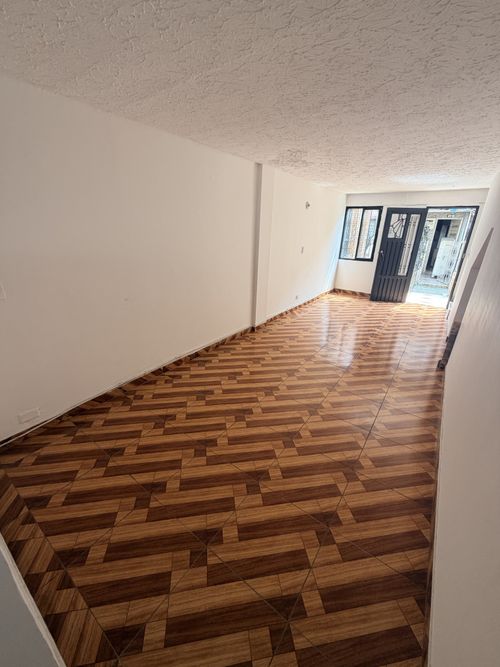 Casa de 2 alcobas en venta en Ciudadela Floralia, Cali, 64 m² · foto 5 de 20