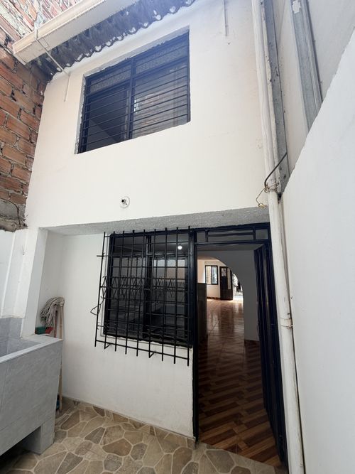 Casa de 2 alcobas en venta en Ciudadela Floralia, Cali, 64 m² · foto 11 de 20