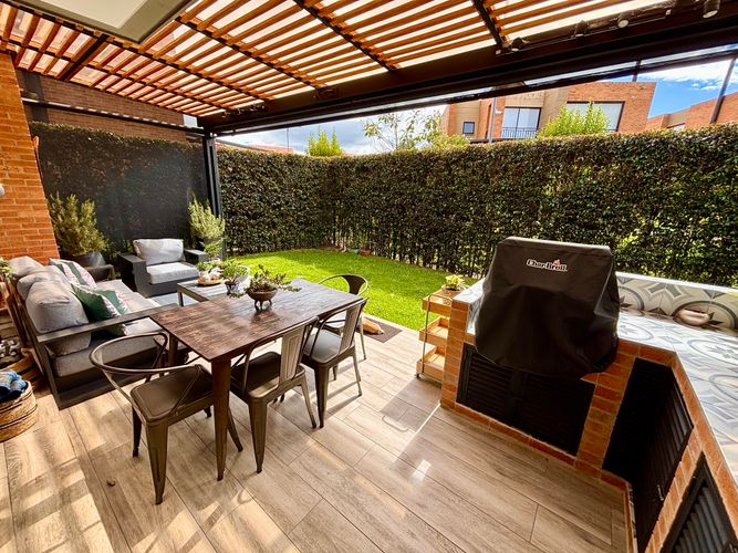 Casa de 3 alcobas en venta en Hacienda Fontanar, Chía, 213 m² · foto 2 de 20