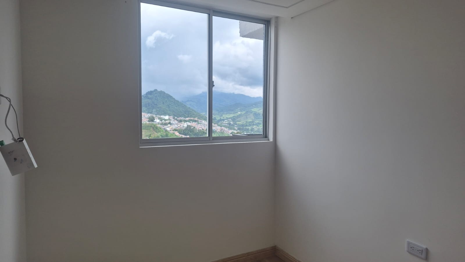 Apartamento en venta en Villa Carmenza, Manizales · foto 5 de 9