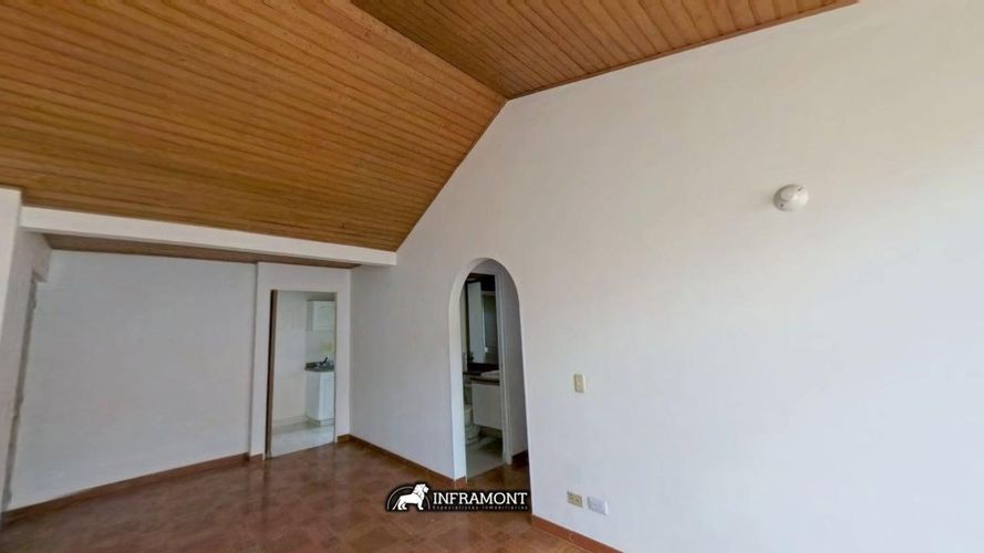 Apartamento de 3 alcobas en venta en Britalia, Bogotá, 70 m² · foto 2 de 24