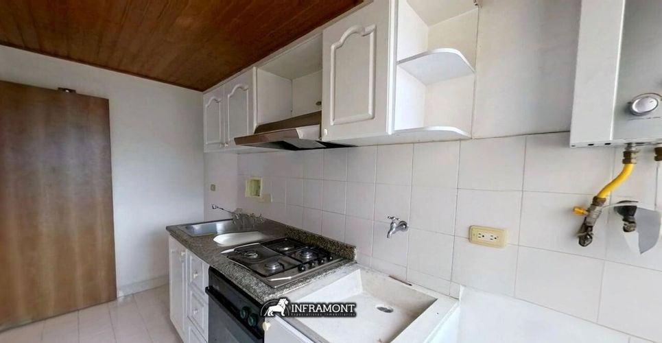 Apartamento de 3 alcobas en venta en Britalia, Bogotá, 70 m² · foto 21 de 24
