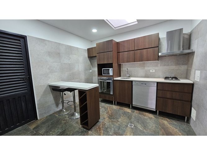 Edificio en arriendo en 20 De Julio Sector I, Chía, 356 m² · foto 3 de 22