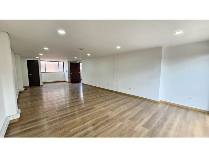 Edificio en arriendo en 20 De Julio Sector I, Chía, 356 m² · foto 10 de 22