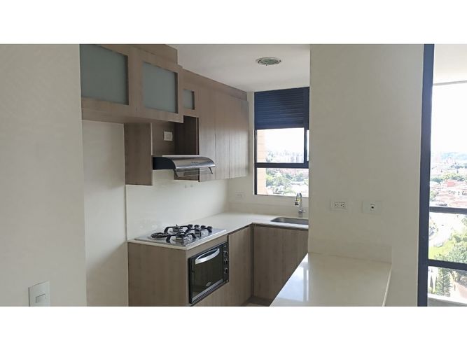 Apartamento de 2 alcobas en venta en Lomitas, Rionegro, 63 m² · foto 3 de 18