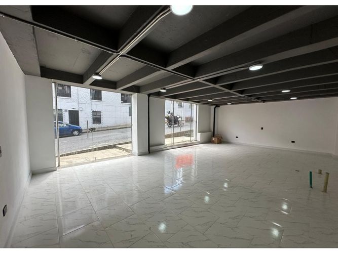 Local en arriendo en Jesus Nazareno, Medellín, 55 m² · foto 4 de 8