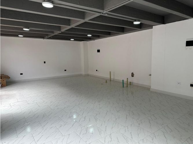 Local en arriendo en Jesus Nazareno, Medellín, 55 m² · foto 6 de 8
