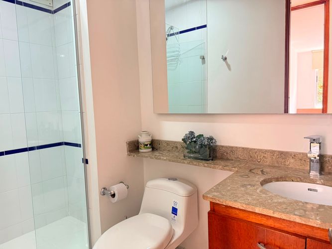 Apartamento de 2 alcobas en arriendo en El Poblado, Medellín, 85 m² · foto 16 de 17
