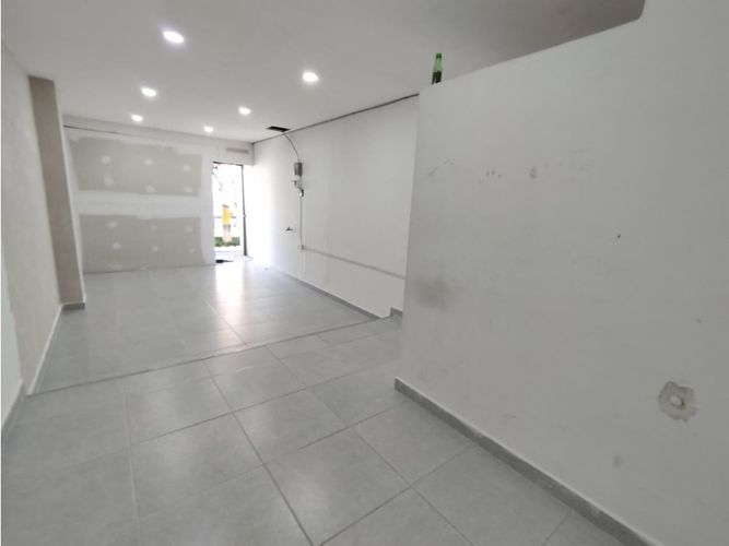 Local en arriendo en Jesus Nazareno, Medellín, 35 m² · foto 3 de 7