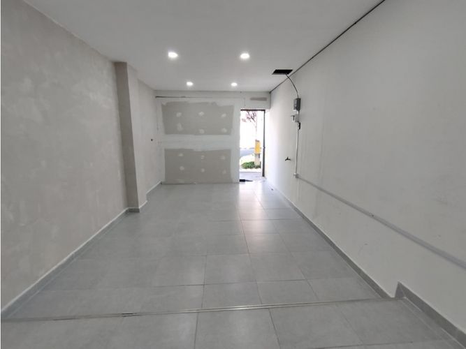 Local en arriendo en Jesus Nazareno, Medellín, 35 m² · foto 4 de 7