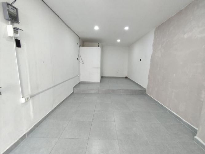 Local en arriendo en Jesus Nazareno, Medellín, 35 m² · foto 5 de 7