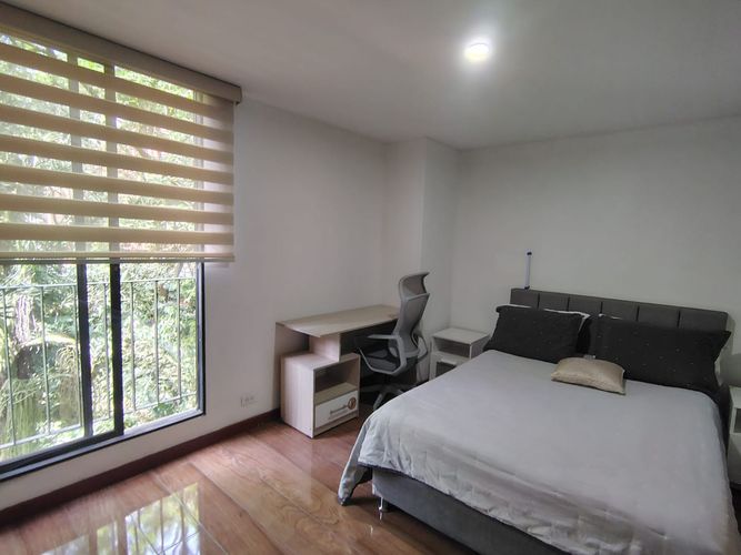 Apartamento de 3 alcobas en arriendo en El Poblado, Medellín, 104 m² · foto 10 de 15