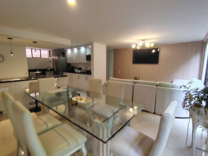 Apartamento de 3 alcobas en arriendo en El Poblado, Medellín, 104 m² · foto 2 de 15