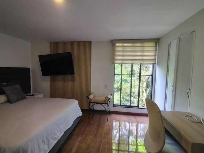 Apartamento de 3 alcobas en arriendo en El Poblado, Medellín, 104 m² · foto 9 de 15