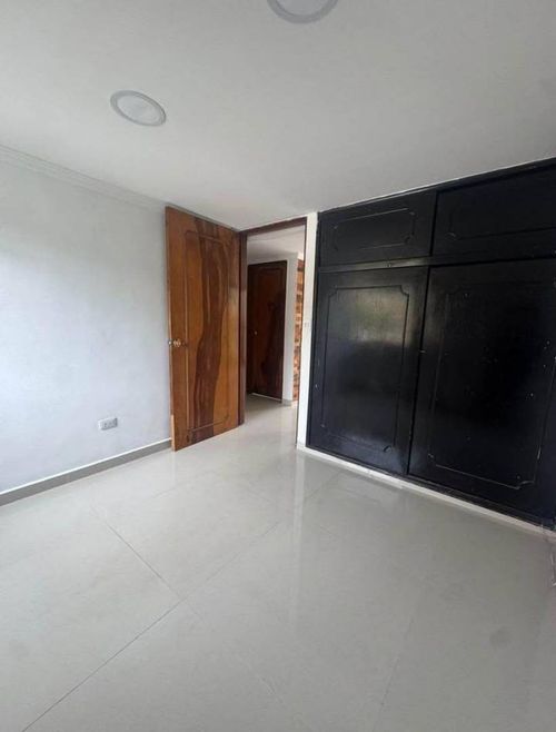 Apartamento de 3 alcobas en venta en Bellavista, Bello, 85 m² · foto 6 de 8