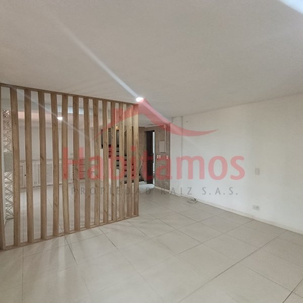 Apartamento en arriendo en El Tesoro, Medellín · foto 9 de 17