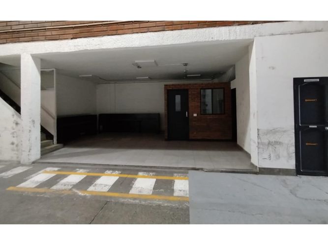 Bodega en arriendo en El Chagualo, Medellín, 500 m² · foto 9 de 12