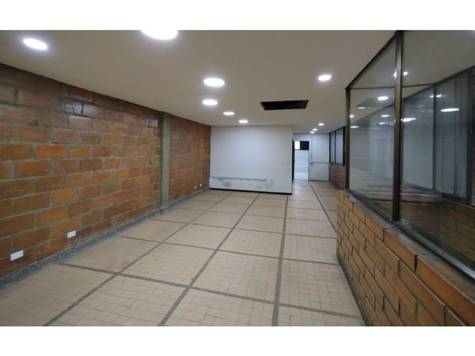 Bodega en arriendo en El Chagualo, Medellín, 500 m² · foto 10 de 12