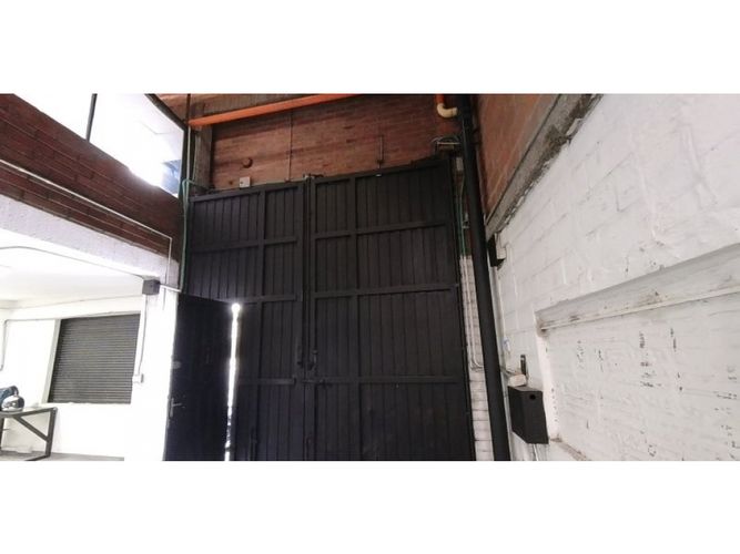 Bodega en arriendo en El Chagualo, Medellín, 500 m² · foto 12 de 12