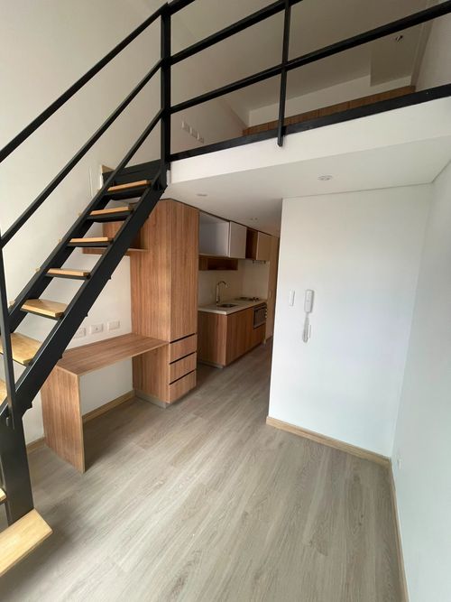Apartaestudio en venta en Chapinero, Bogotá, 23 m² · foto 2 de 18