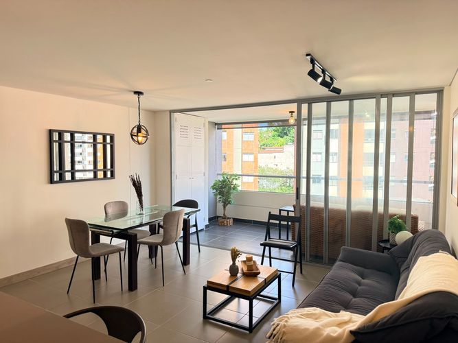 Apartamento de 2 alcobas en arriendo en Loma Benedictinos, Medellín, 80 m² · foto 4 de 17