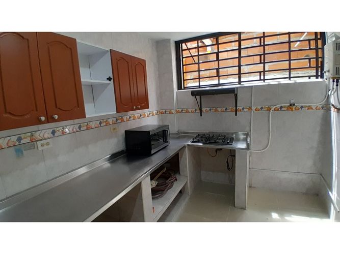 Local en arriendo en Boston, Medellín, 120 m² · foto 2 de 24