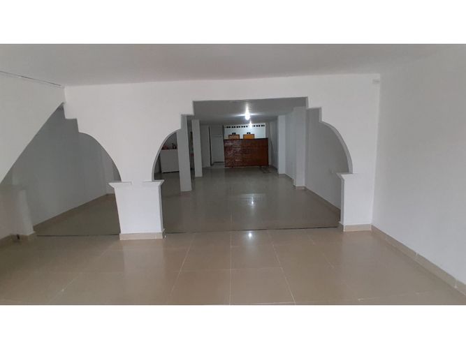 Local en arriendo en Boston, Medellín, 120 m² · foto 9 de 24