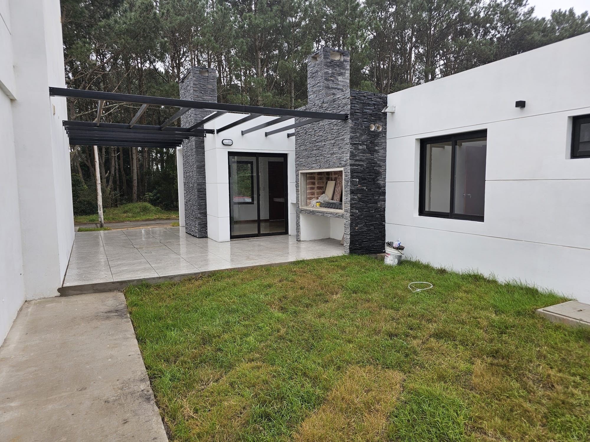 Casa a estrenar en Burnett