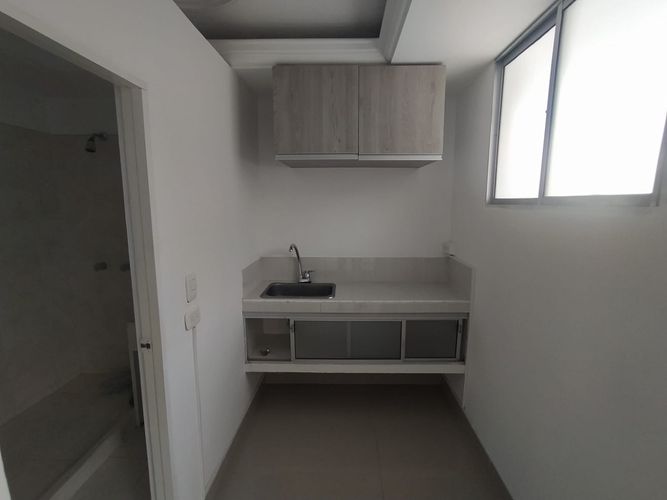 Local en arriendo en Pinares, Pereira, 50 m² · foto 8 de 16