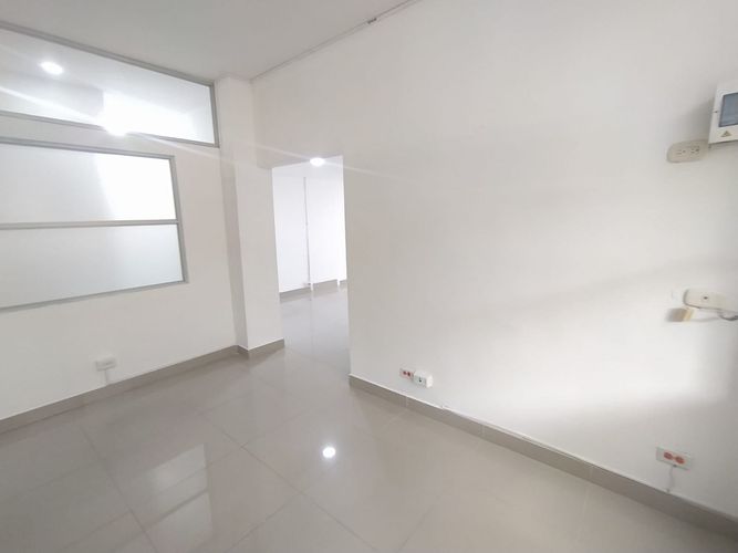 Local en arriendo en Pinares, Pereira, 50 m² · foto 2 de 16