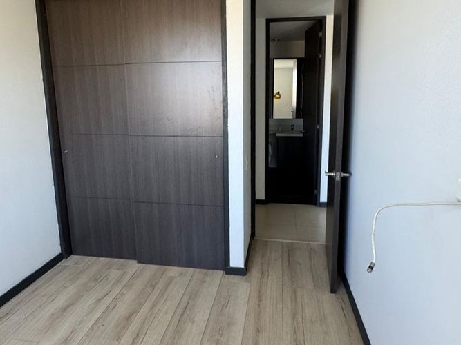Apartamento de 2 alcobas en arriendo en El Poblado, Medellín, 67 m² · foto 4 de 10