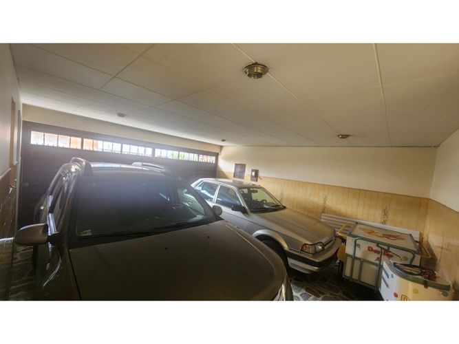 Casa de 4 alcobas en venta en Cedritos, Bogotá, 390 m² · foto 5 de 16