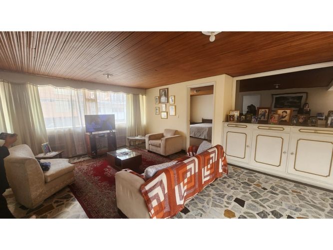 Casa de 4 alcobas en venta en Cedritos, Bogotá, 390 m² · foto 6 de 16