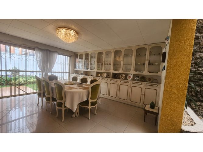Casa de 4 alcobas en venta en Cedritos, Bogotá, 390 m² · foto 12 de 16