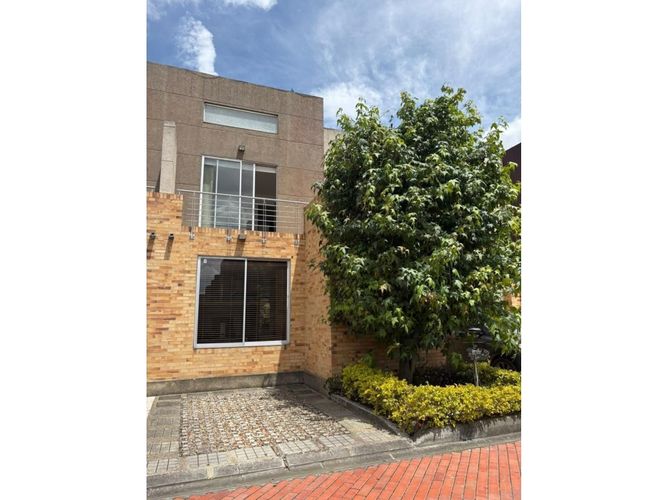 Casa de 3 alcobas en venta en Fonquetá, Chía, 143 m² · foto 2 de 20